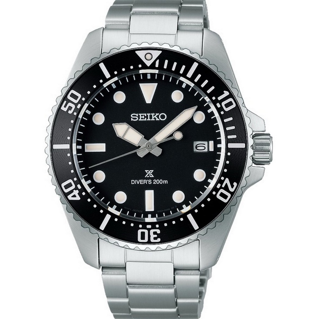 SEIKO PROSPEX SOLAR DIVERS BLACK BEZEL AND DIAL